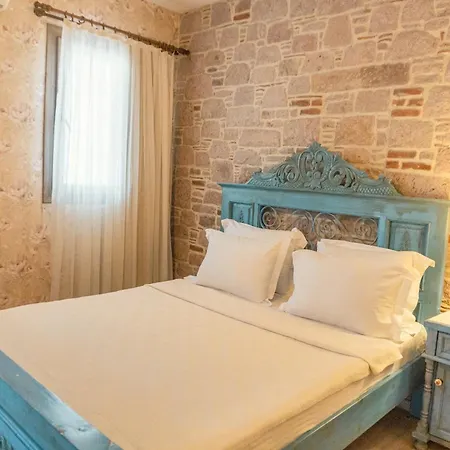 Cunda Mor Limon Bed & Breakfast