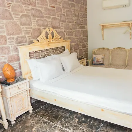 Cunda Mor Limon 3* Ayvalı