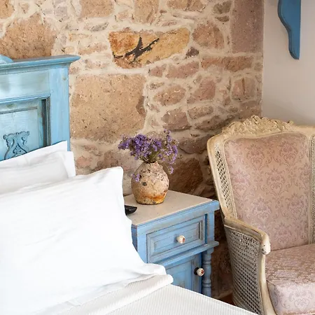 Bed & Breakfast Cunda Mor Limon 3*