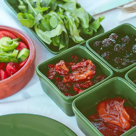 Bed & Breakfast Cunda Mor Limon 3*