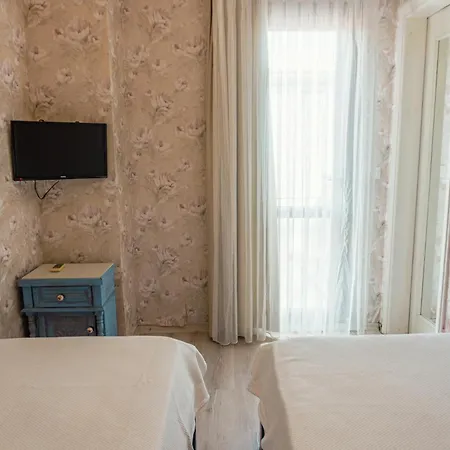 Cunda Mor Limon B&B Ayvalı