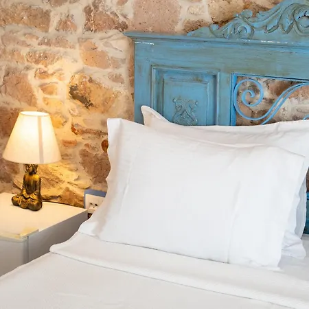 Bed & Breakfast Cunda Mor Limon